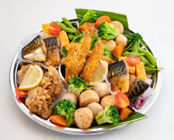 26.鰻ごはんとあんこう唐揚げ・銀鱈の西京焼き特選12枡仕出し弁当