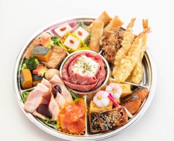 26.鰻ごはんとあんこう唐揚げ・銀鱈の西京焼き特選12枡仕出し弁当