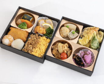 113.そぼろご飯といなり寿司・手毬寿司の二段御膳